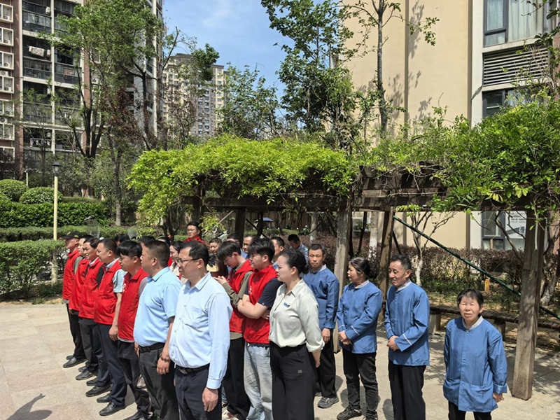楼道堆物“断舍离”，永升服务开启楼道杂物“清除键”