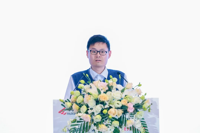 智启申城,共赴新程|华为坤灵中国行2025上海站,助力中小企业智能化跃升